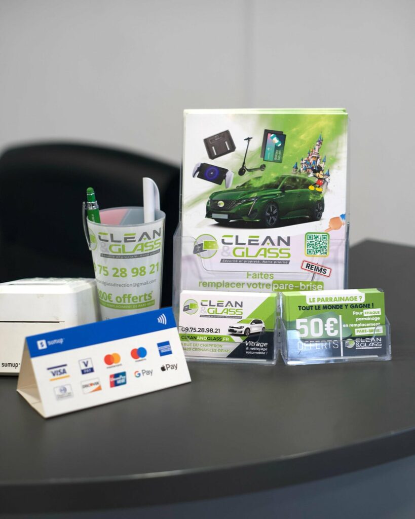 BUREAU-CLEAN-AND-GLASS-min